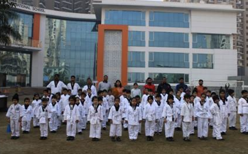 Best School in Yamuna Expressway